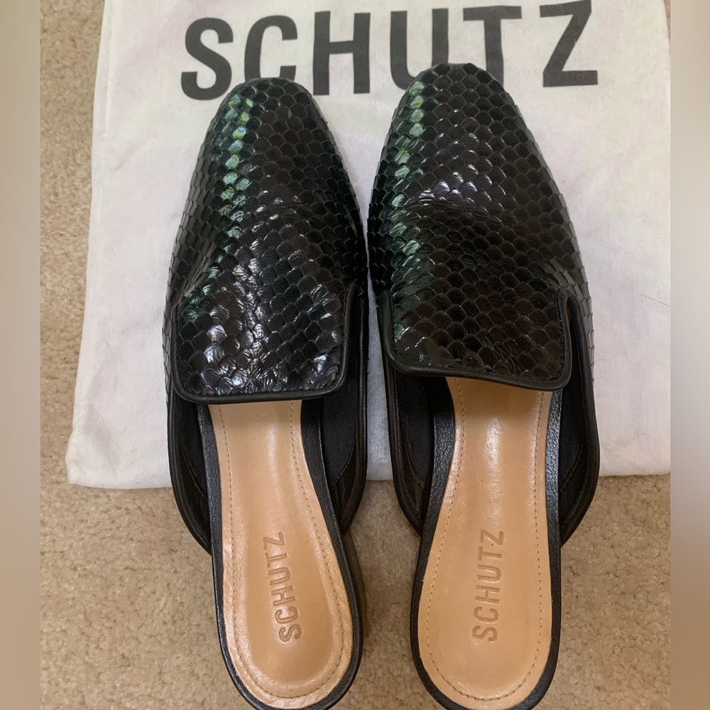 Schutz croc mules, like new